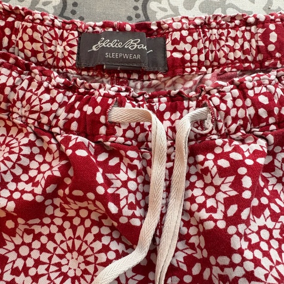 Eddie Bauer Red and White Sleepwear - Picture 4 of 6